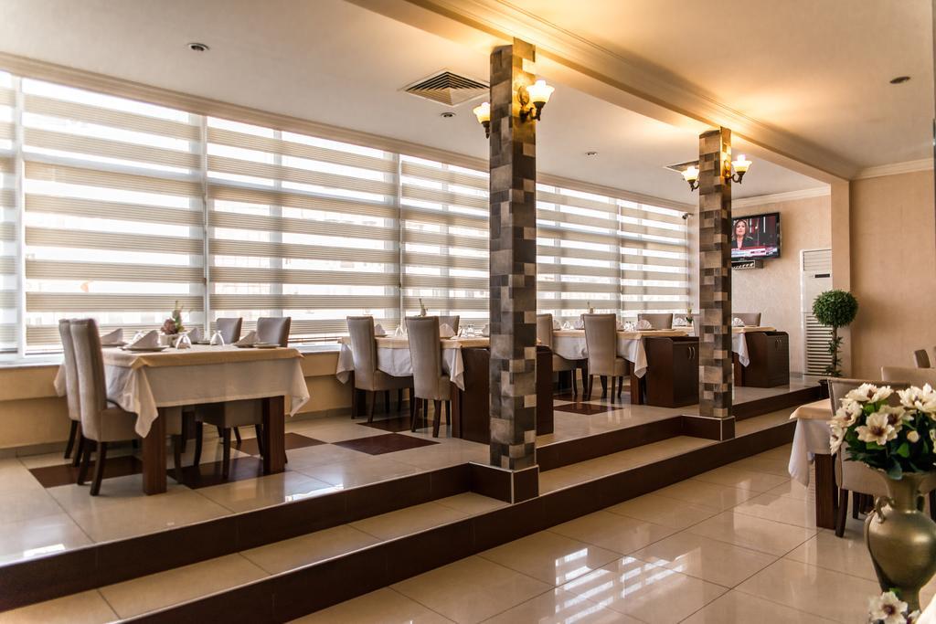 Kristal Otel Adana Exterior photo