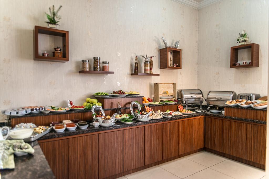 Kristal Otel Adana Exterior photo